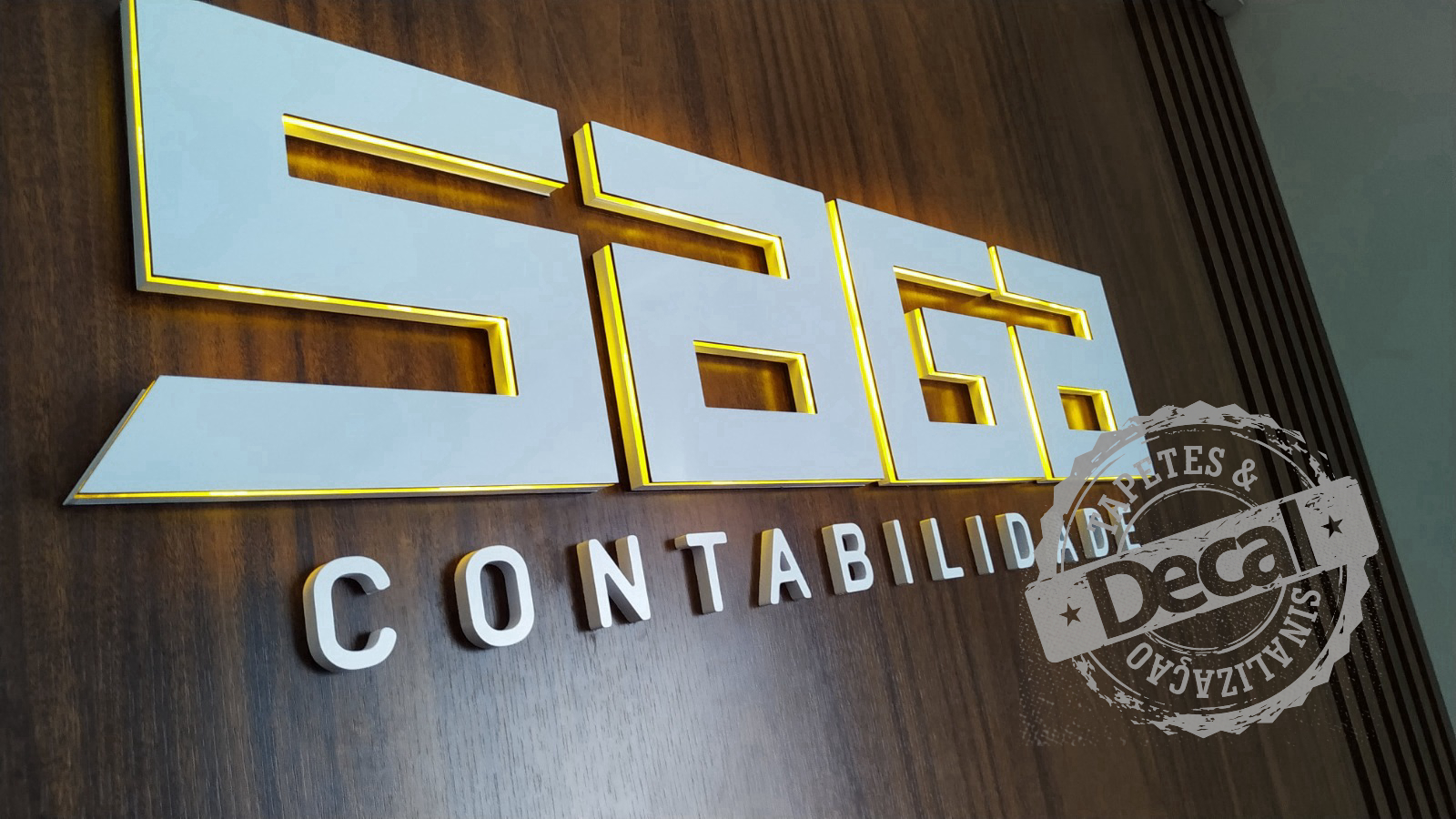 Letras em Relevo 8