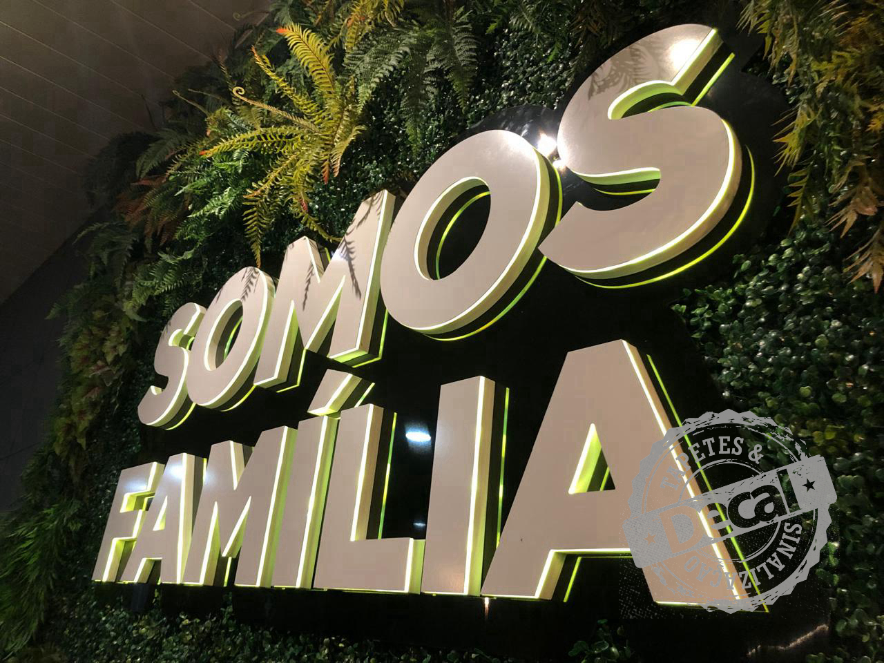 Letras em Relevo 16