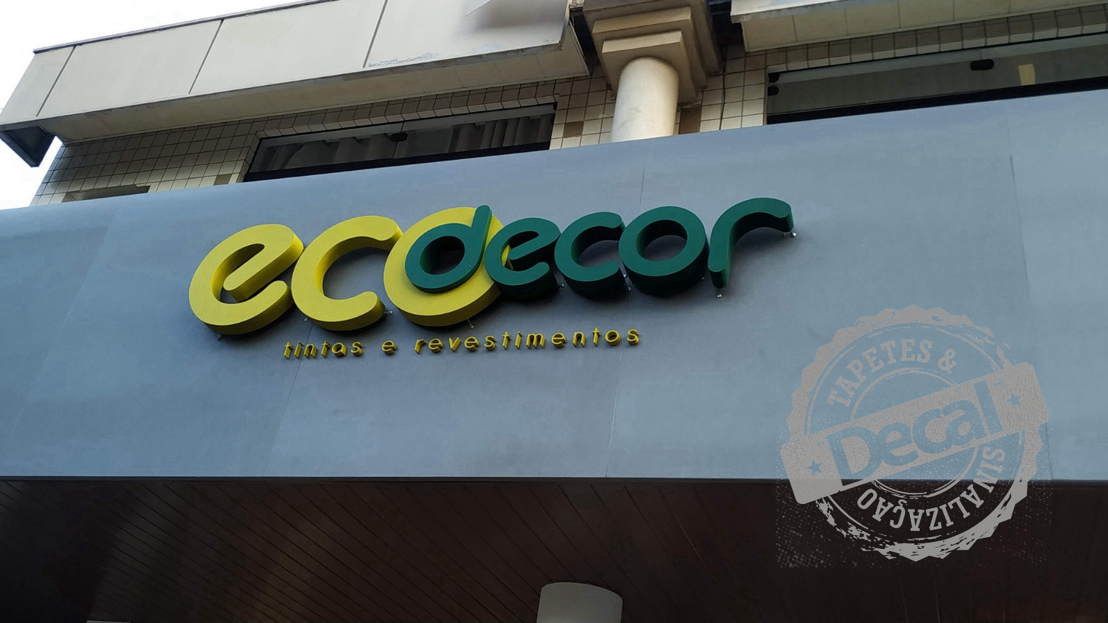 Letras em Relevo 24