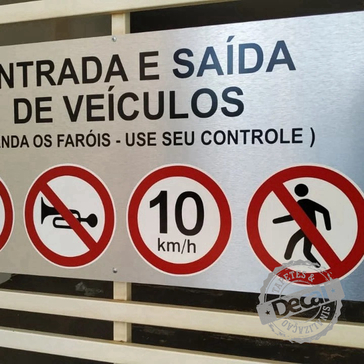Placas de Condomínio 10